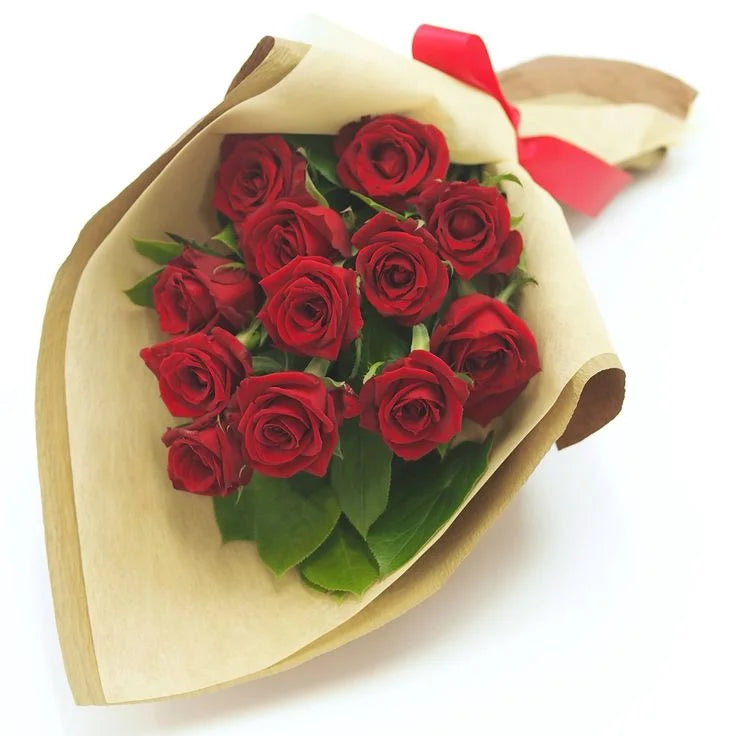 A Dozen Roses – Timeless Elegance