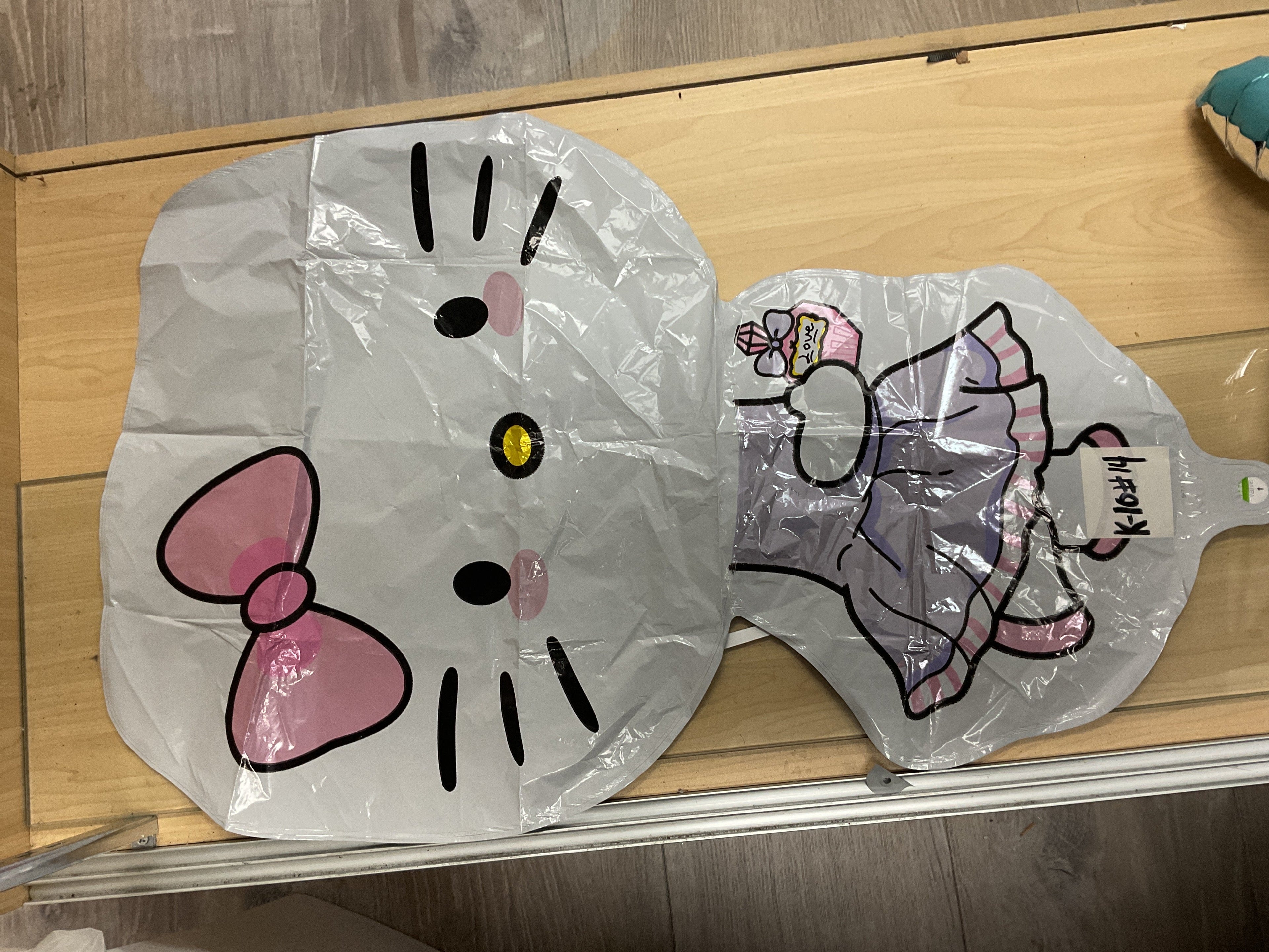Hello kitty 20”balloon k-10#14