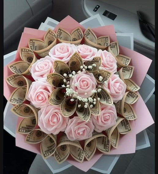 Small Money Bouquet – Creative & Elegant Cash Gift