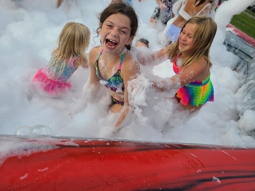 Foam Machine (120 minutes of foam)